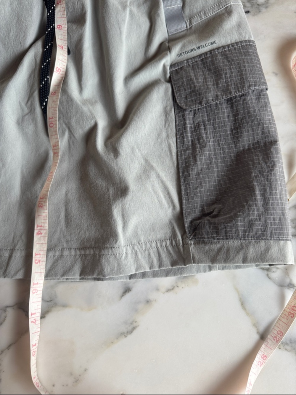 Lululemon Athletica Multi-Pocket HR Hiking Cargo Skirt with Shorts Women’s 6 - Picture 9 of 12